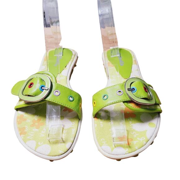 Daffodils 70s Retro Green Buckle Strap Flower Power Footbed Size EU 38 or US 7 - Picture 3 of 10